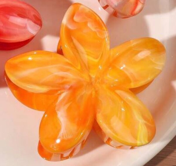 Pince à cheveux fleur orange