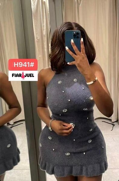 Robe pull gris à strass