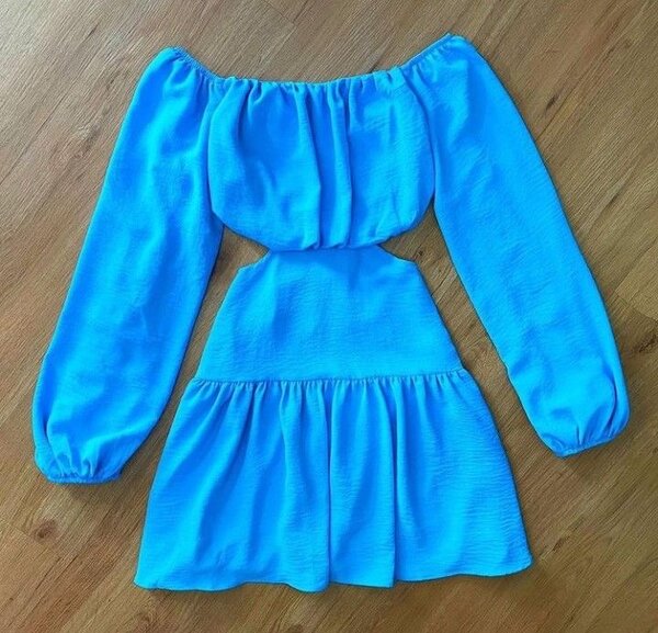 Robe élégante à manches bouffantes