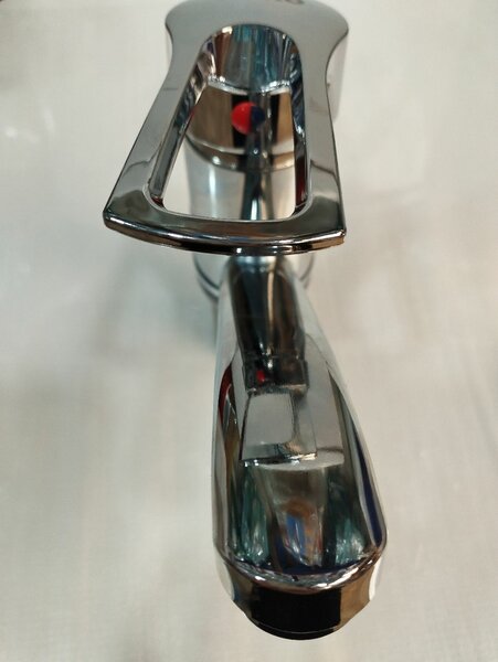 СМЕСИТЕЛЬ для раковины