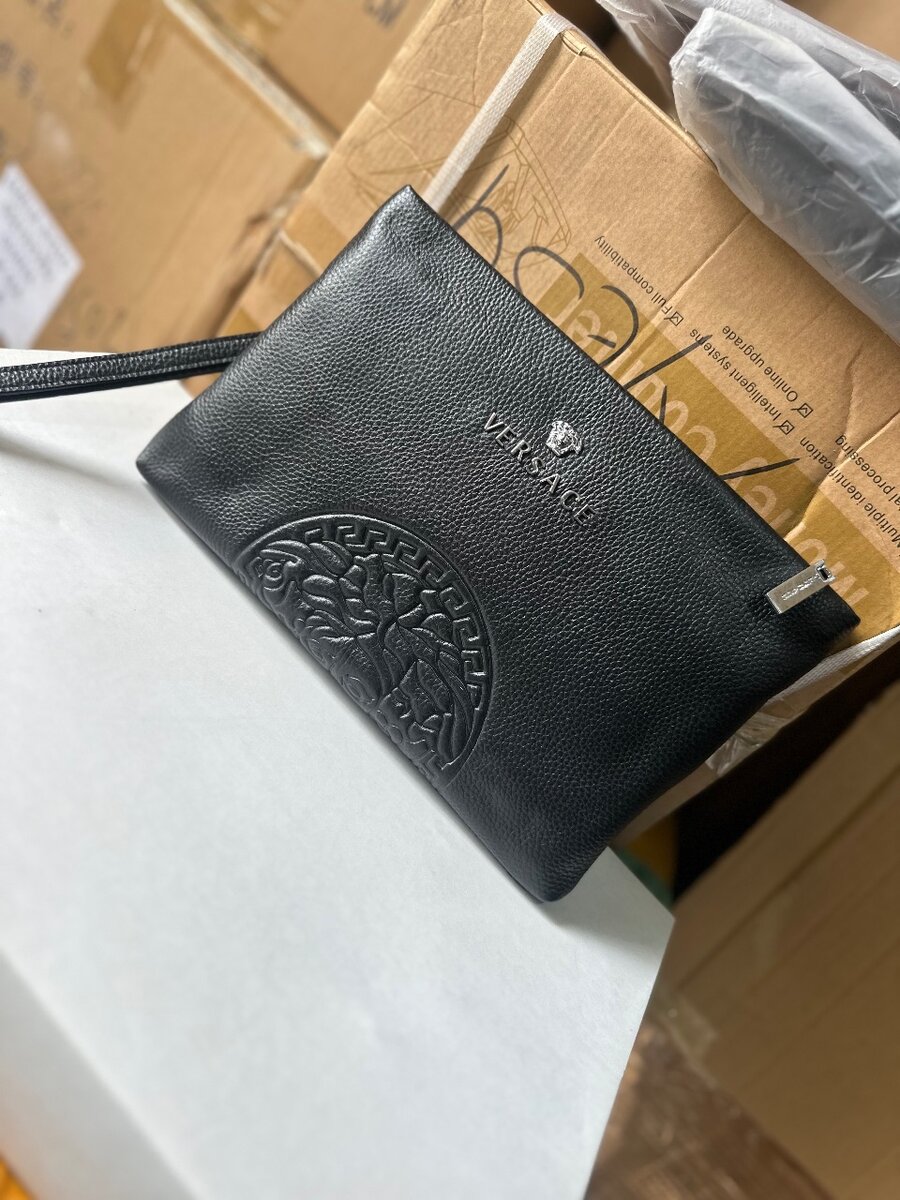 Men leather clutches