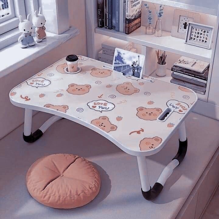 Foldable mini lap table