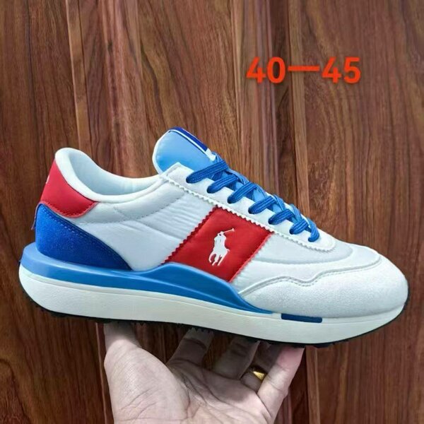 Baskets sport élégantes