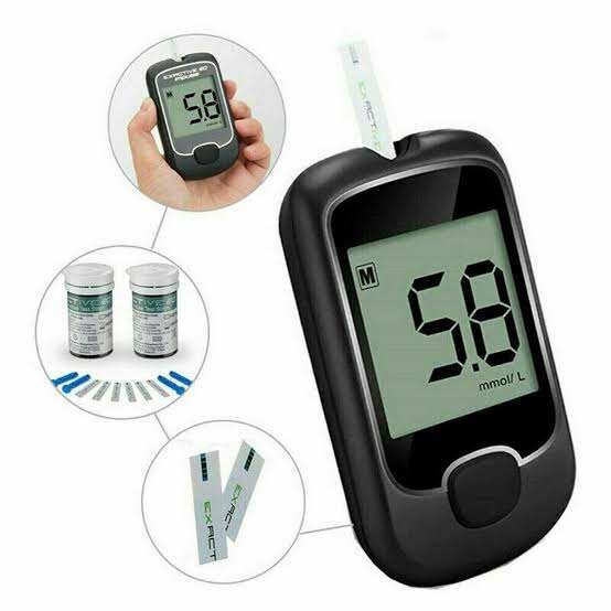 TRUE CHECK GLUCOMETER WITH 25 SUGAR TESTING STRIPS