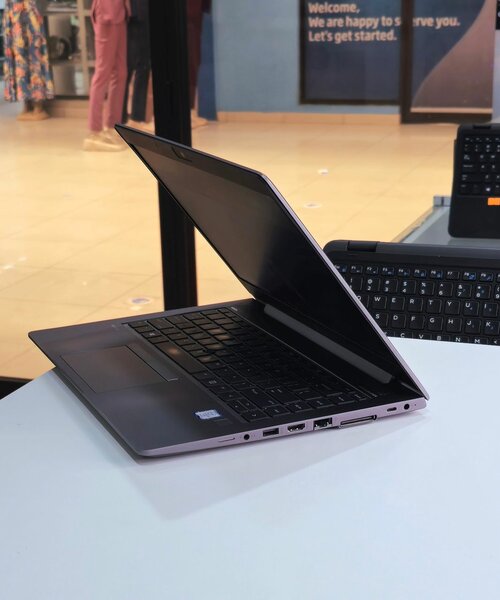 HP ZBOOK 14 G5
