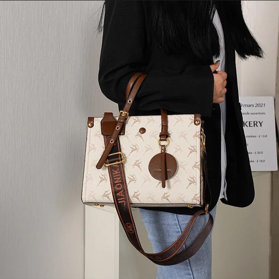 Sac à main élégant en cuir