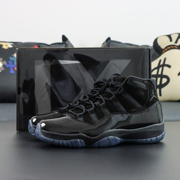 Jordan rétro 11 noir