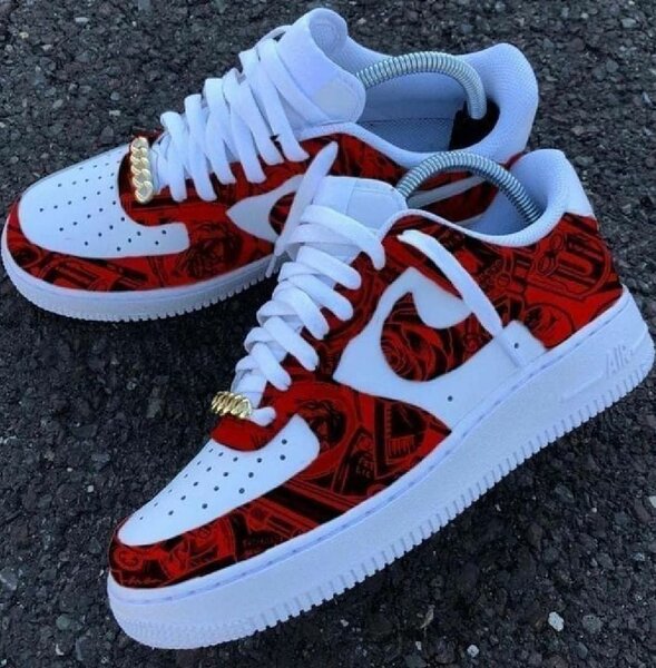 Baskets personnalisées rouges