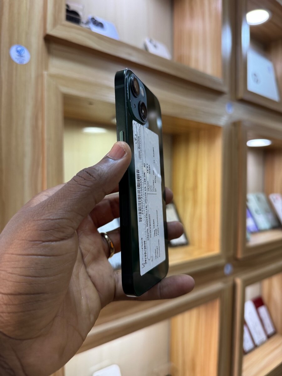 13 Simple 128Go Quasi Neuf