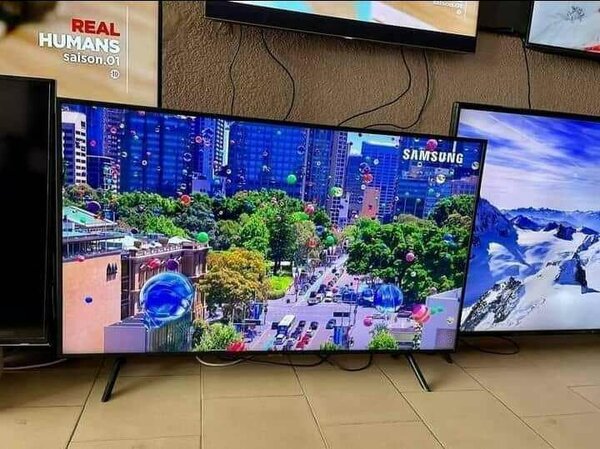 Samsung Téléviseur 4K UHD