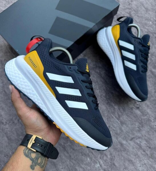 Chaussures Adidas