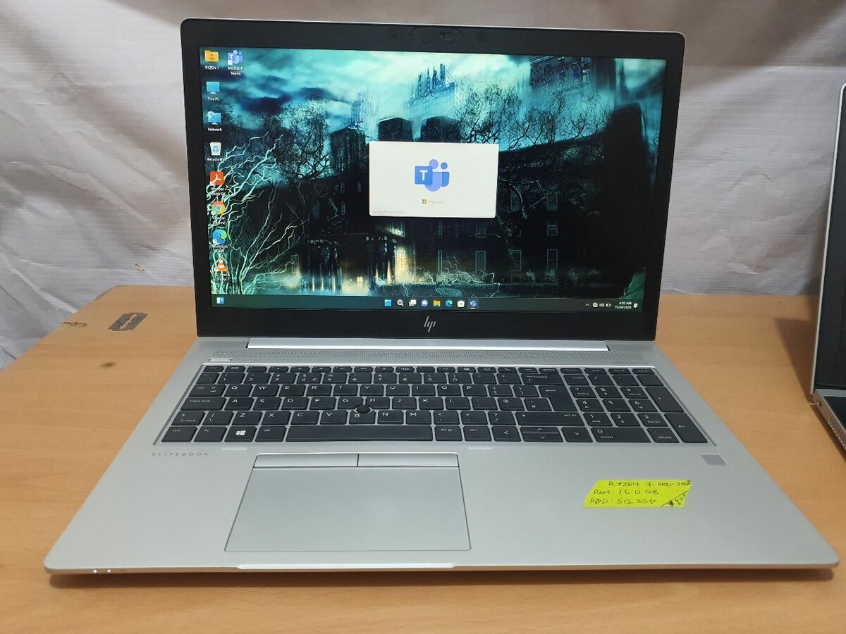 HP ELITEBOOK GAMING LAPTOP