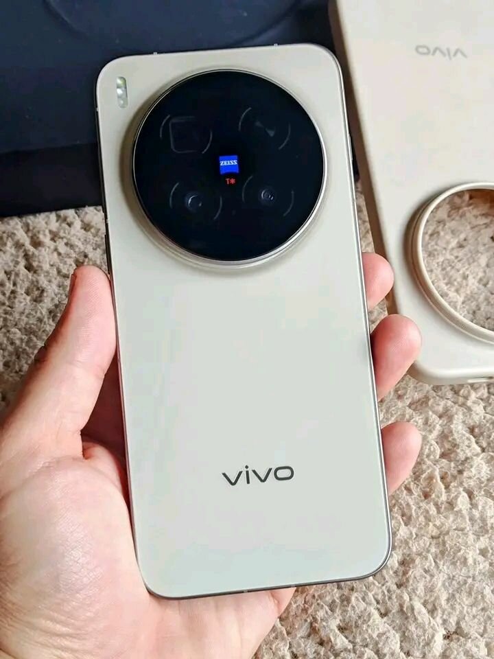 Vivo X300 Pro Smartphone