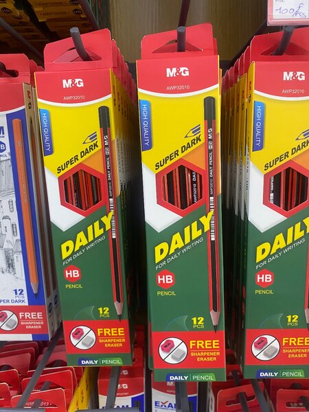 Crayons HB Super Dark M&G