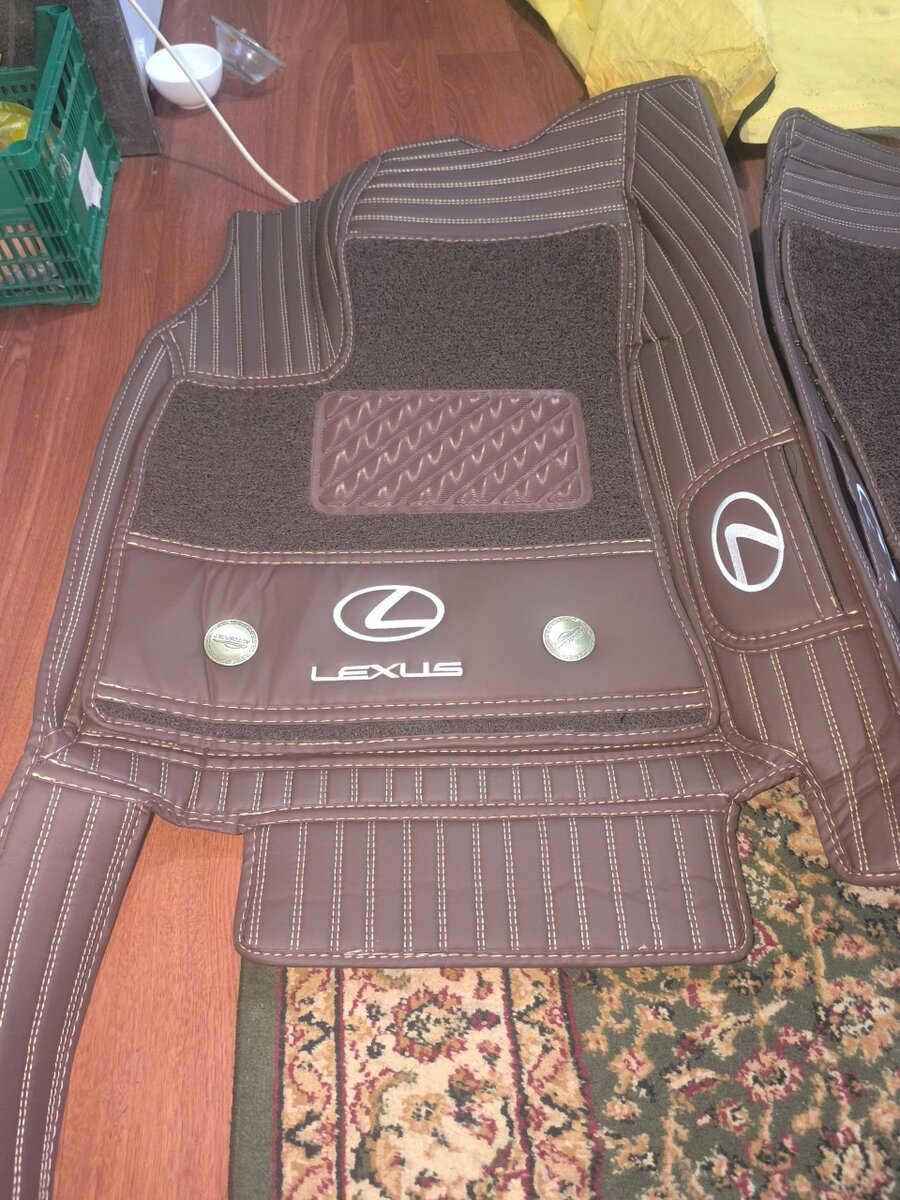 5 D Эко кожа полики  для салона Лексус. Модель;СТ. Цвет:кофе