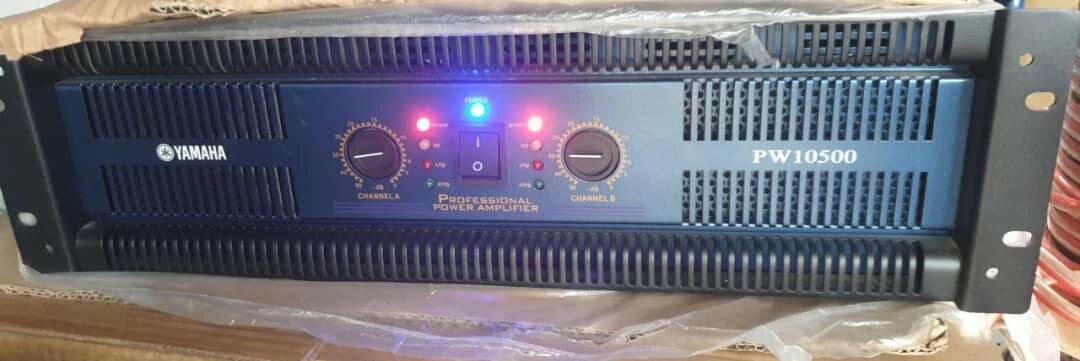 Amplificateur Yamaha PW10500
