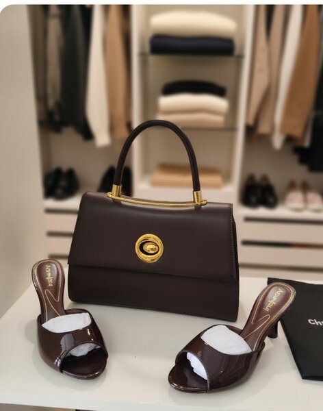 Sac à main élégant brun