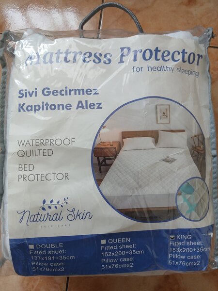 Waterproof  mattress protectors