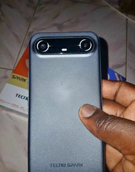 Tecno Spark Slim Smartphone