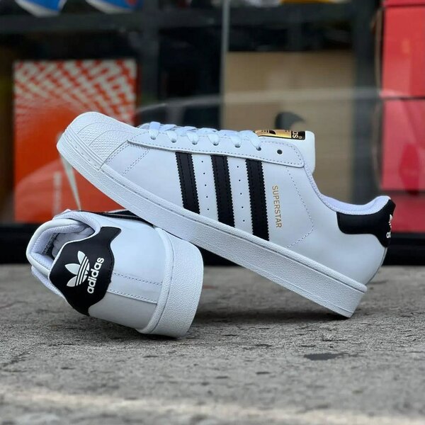 Adidas superstar