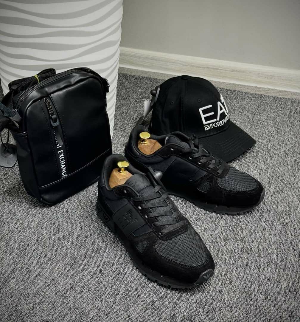 Baskets noires modernes homme