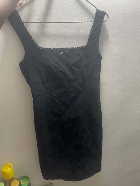 Combinaison noire en satin