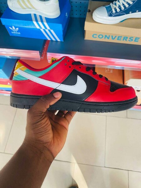 Nike Dunk low  Black white gym red