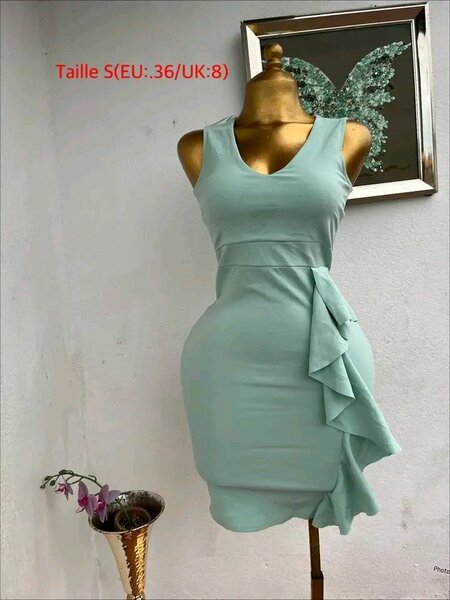 Robe élégante femme soirée