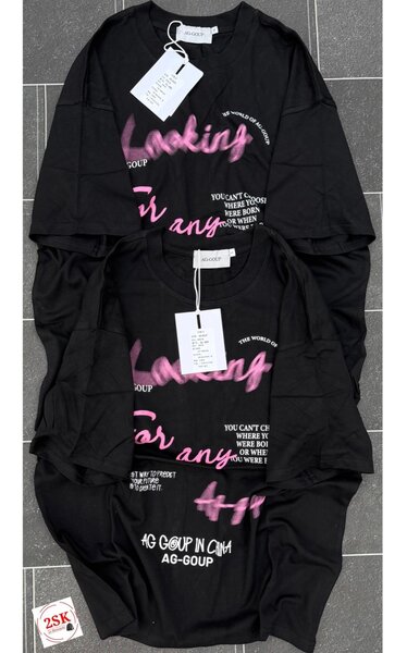 T-shirts noirs graphiques unisexes