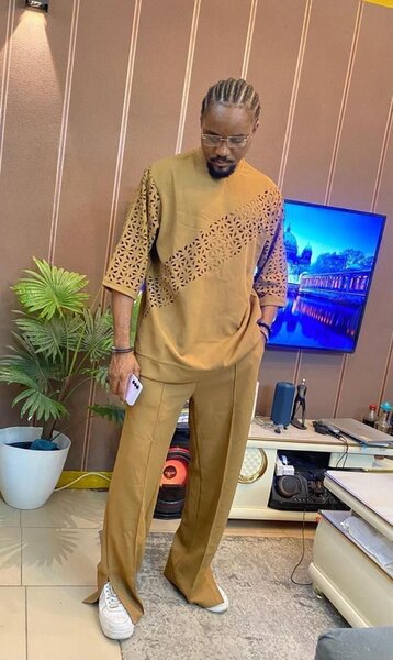 Ensemble Homme Élégant en Dentelle