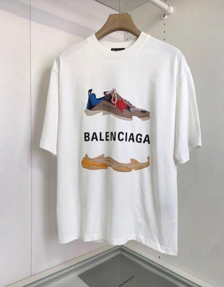T-shirts Balenciaga Mode