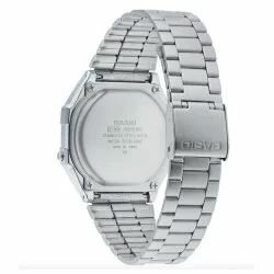 Montre numérique Casio argentée