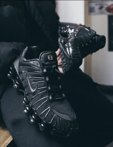 Chaussures de sport noires homme