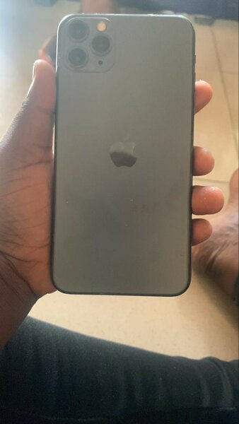 iPhone 11 Pro Max 64gig