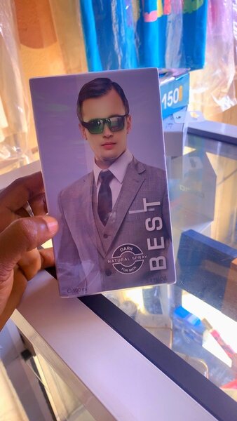 Lunettes de soleil élégantes hommes