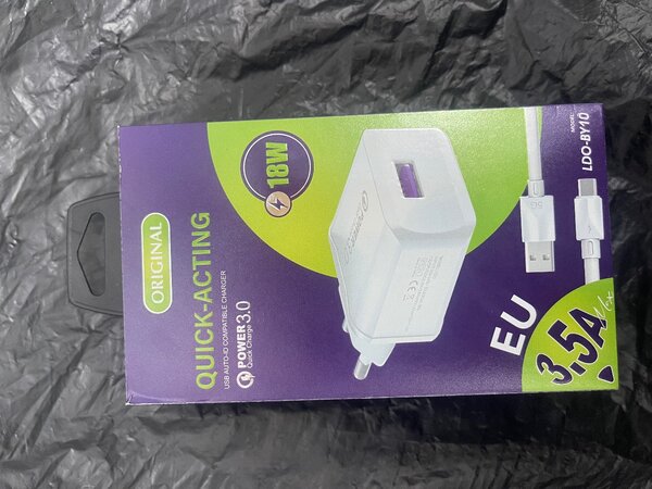 18W Quick Charge USB Charger