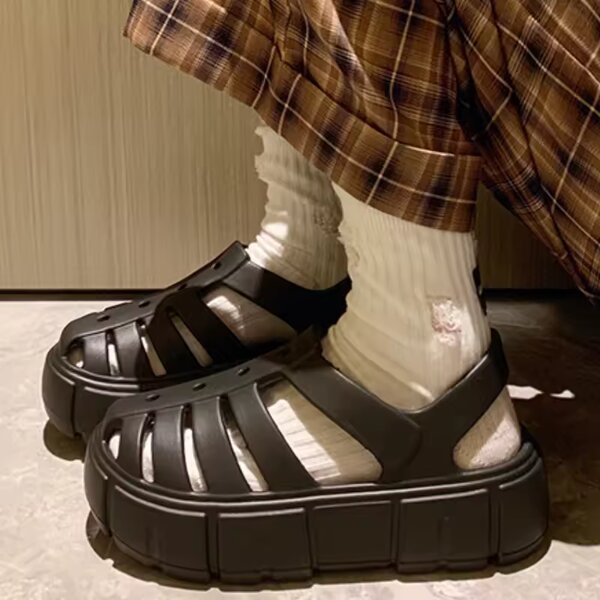 Simple Thick Sole Beach Sandal