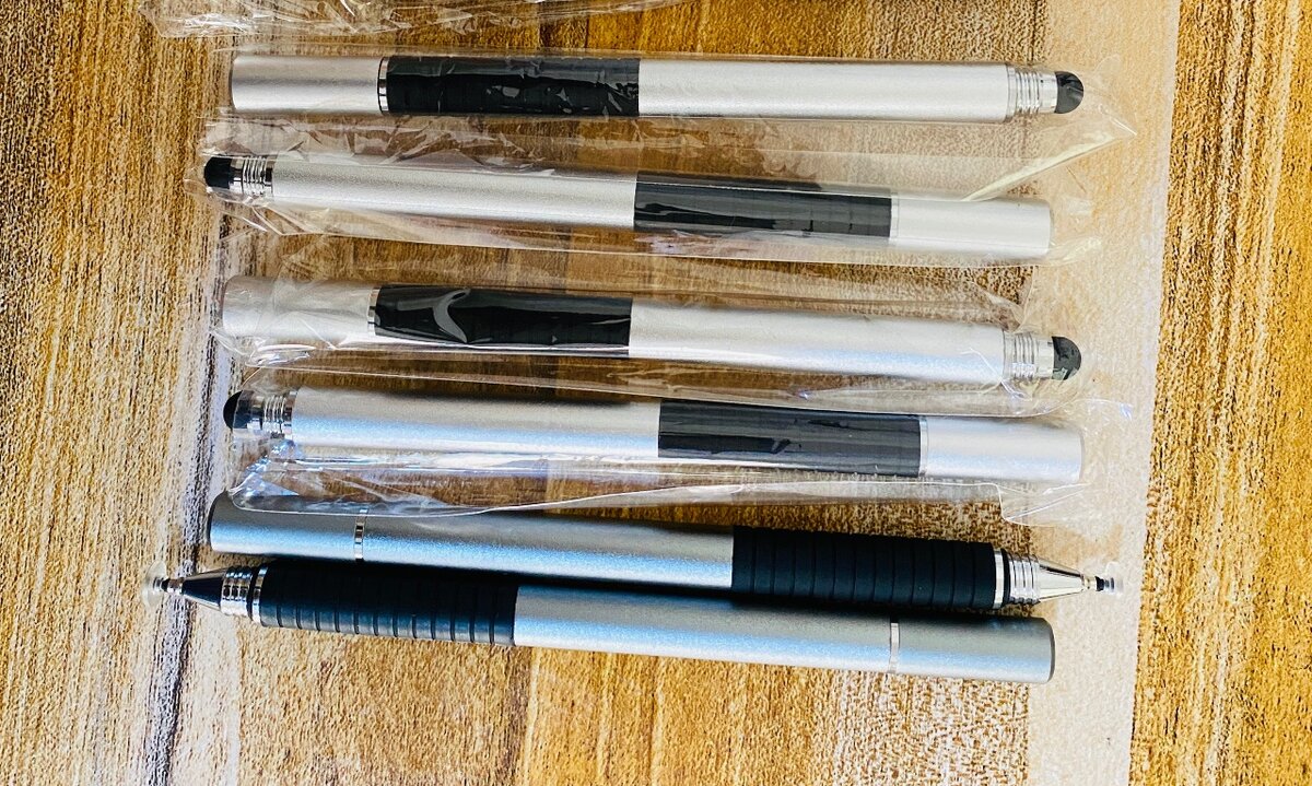 Universal stylus pen