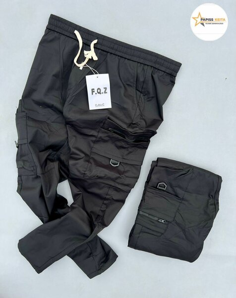 Pantalon cargo noir homme