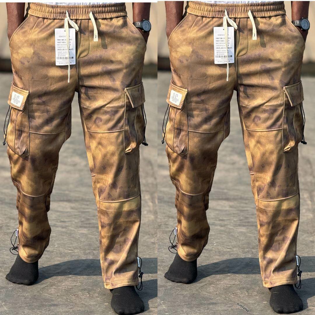Pantalon cargo original disponible