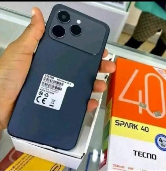 TECNO Spark 40 Smartphone