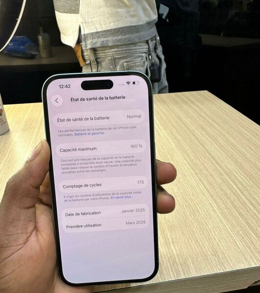 iPhone 16simple 256gb