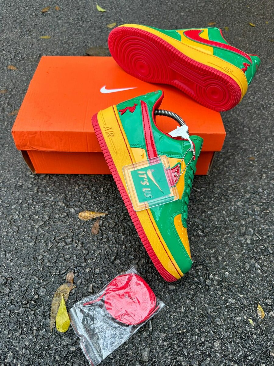 Sneakers tendance multicolores Nike