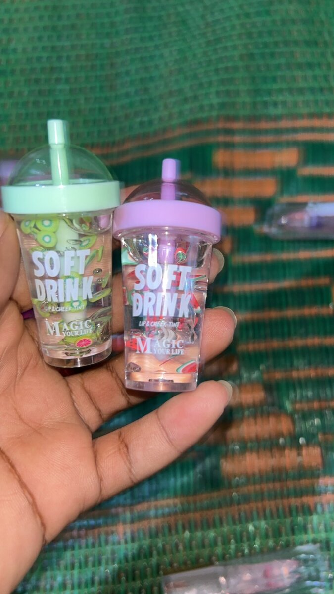 Ensemble de Brillants à Lèvres Fruités