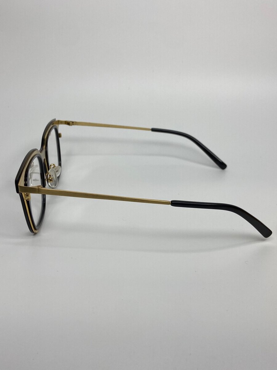 Versatile Anti-blue Light Photochromic Eyewear