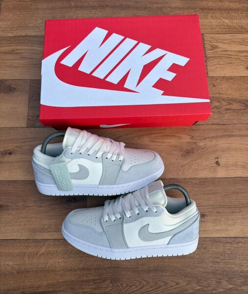 Baskets Nike Blanches Unisexes
