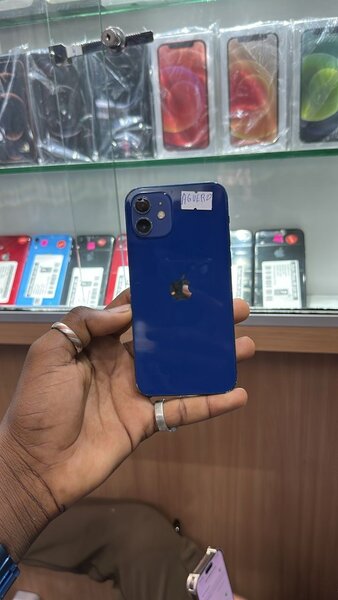 iPhone 12 64GB Bleu Débloqué