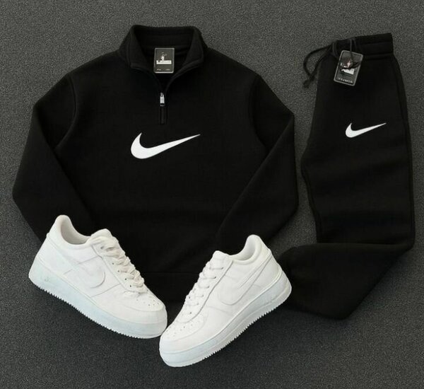 Ensemble survêtement Nike noir