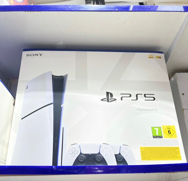 PS5 SLIM