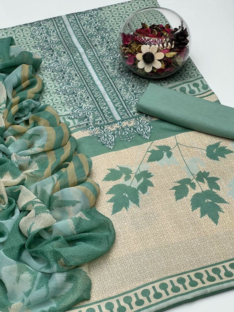 Pure lawn digital print 3 pc Dc free